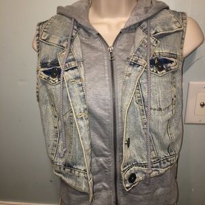 Denim vest with hood